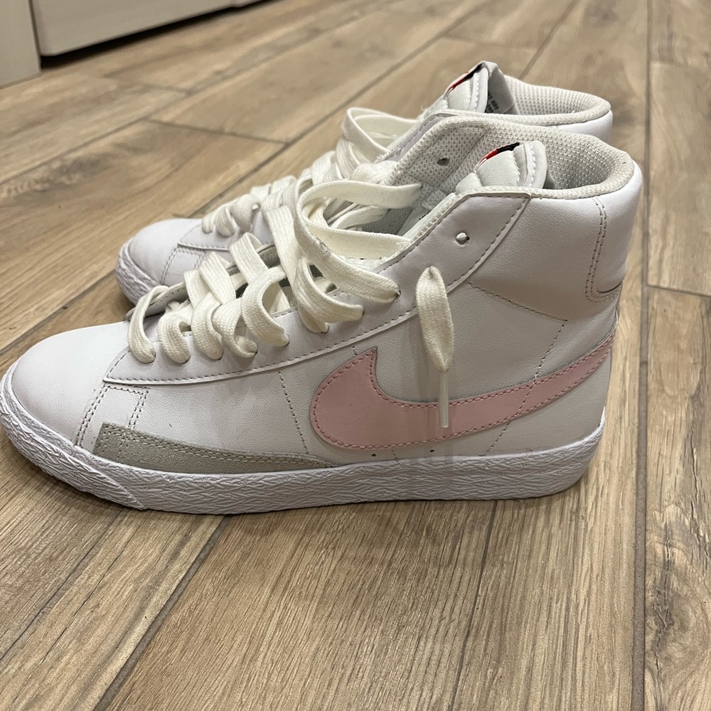 Nike blazer